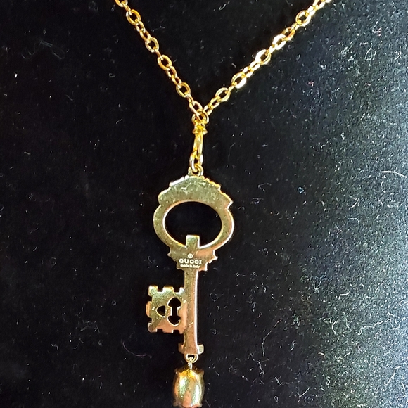 Elegant Gold and Green Key Pendant Necklace #60 - Picture 2 of 2